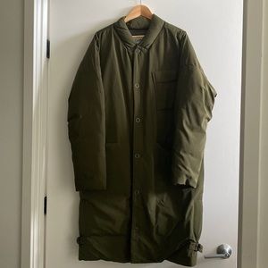 oamc men’s down coat sz L